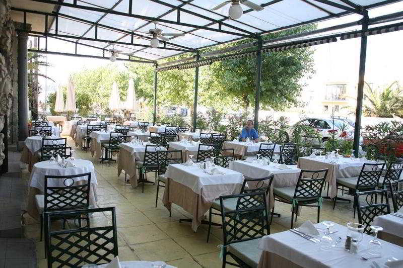 Mayor Mon Repos Palace - Adults Only Corfu (city) Exterior foto